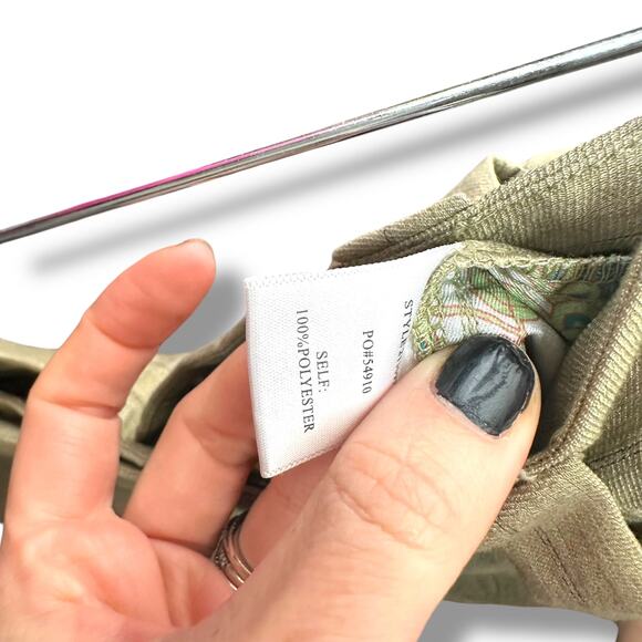 Current Air Anthropologie Pinstripe High Waist Pleated Bermuda Culottes Shorts - Picture 8 of 8